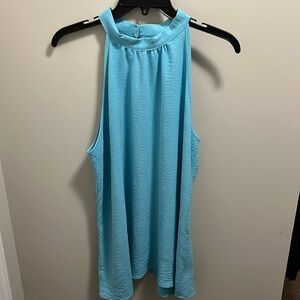 NWT ACCENT Blue L/XL Top